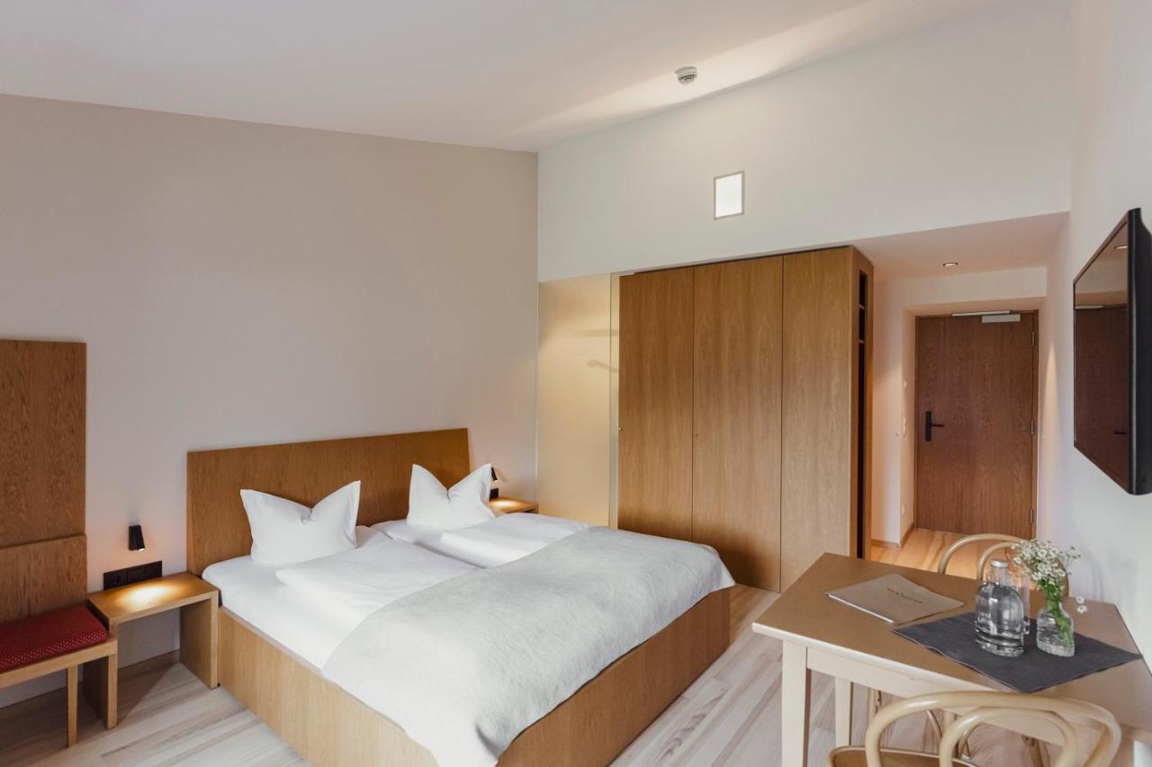שופרנאו Hotel Gasthof Adler מראה חיצוני תמונה