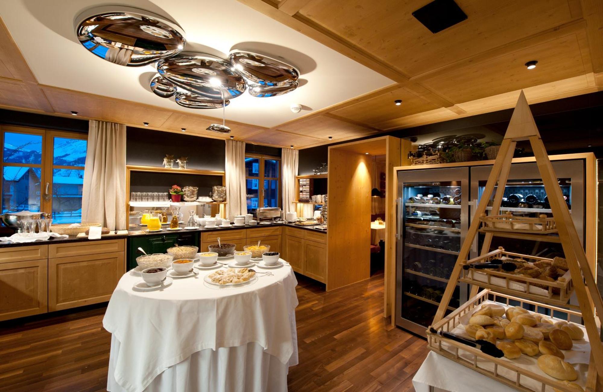 שופרנאו Hotel Gasthof Adler מראה חיצוני תמונה